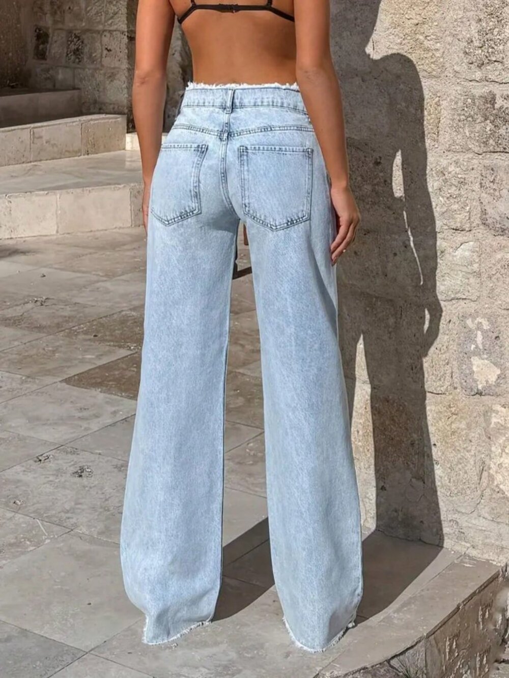 Blue Casual Women's Light Wash Frayed Waist Wide Leg Jeans - Picture 2 of 4